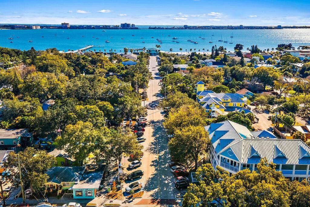 Quaint Gulfport Beach Bungalow San Petersburgo Exterior foto